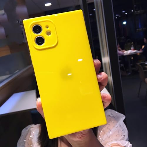 Coque iPhone 12 carrée protège des chocs sans cacher votre style