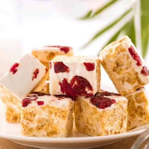 ヌガー お菓子 蔓越莓 果仁 雪花酥 サクサクとした口感 甘いけれども飽きない 純正素材 個別包装 おいしい ナッツヌガー 牛軋糖 奶糖软糖 キャンディ 零食小吃 甜点糕点 中華お菓子 牛圧乳芙ビスケットケーキ（400g*1袋）の商品画像（Amazon）