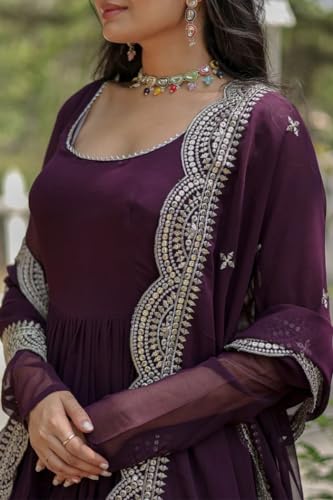 Image of Dresser Women's Embriodered Round Neck Flared Anarkali Kurta Set