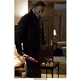 Tyler Mane 8 inch x 10 inch Photograph Halloween (2007) Walking Through House w/Bloody Knife kn