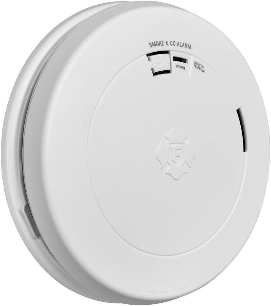 First Alert SMCO210 Sealed 10-Year Battery Combo Smoke and Carbon Monoxide Detector with Slim Profile Design