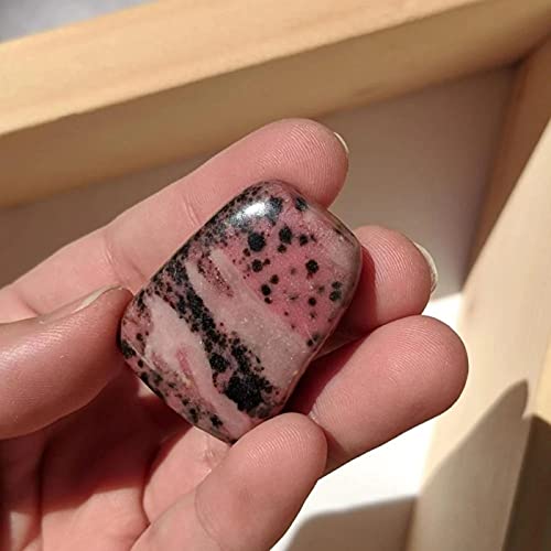Rhodonite Meaning Benefits and Spiritual Properties Podcast Por  arte de portada