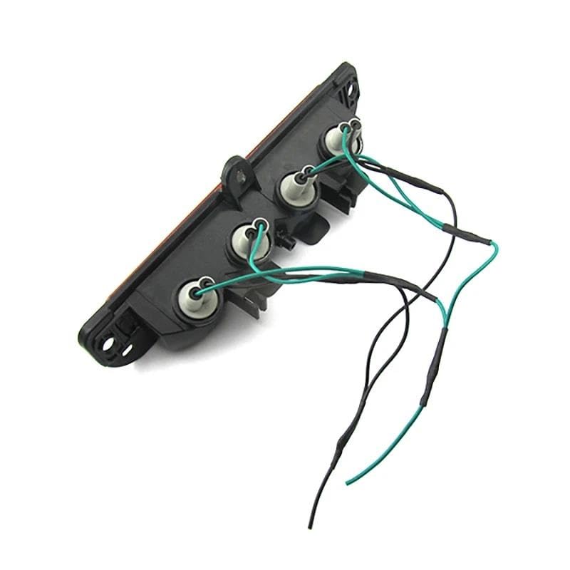 Feu stop Mitsubishi L200 Triton infiltration eau résolue avec le bloc 8334A059 - 4
