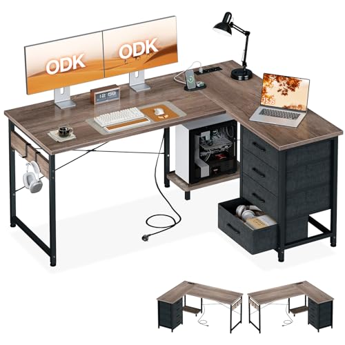 ODK Eckschreibtisch mit 4 Schubladen, 135×100 cm Schreibtisch L Form mit Steckdose und USB-Ladeanschluss, Reversibler Schreibtisch mit Stauraum für Homeoffice, Graue Eich