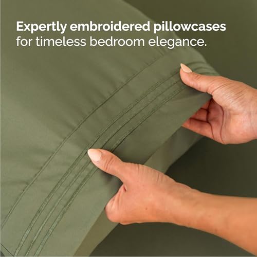 Queen Size 4 Piece Sheet Set - Comfy Breathable & Cooling Sheets - Hotel Luxury Bed Sheets for Women & Men - Deep Pockets, Easy-Fit, Soft & Wrinkle Free Sheets - Sage Green Oeko-Tex Bed Sheet Set - 5