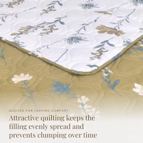 Image of HUESLAND Reversible AC Quilt Blanket Single Bed | 100% Cotton Quilted Shell, Super Soft 120 GSM Microfibre Wadding | Lightweight Comforter for All Weather Use | 55 x 88 inches, Floral Fusion