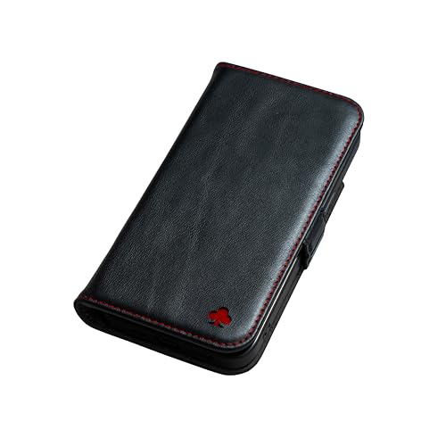 VERA PELLE PREMIUM DALL'ITALIA. La nostra pelle bovina appositamente selezionata garantisce resistenza, morbidezza e longevità al tuo iPhone 17. Questa pelle bovina di alta qualità, a grana naturale, presenta uno splendido colore, bordi cuciti a mano e l'iconico logo del nostro club. Tutte le custodie per iPhone sono progettate nel Regno Unito e sono fornite in una scatola di presentazione Porter Riley.