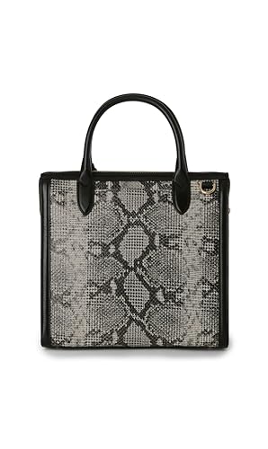 Caroline - Black Spark3