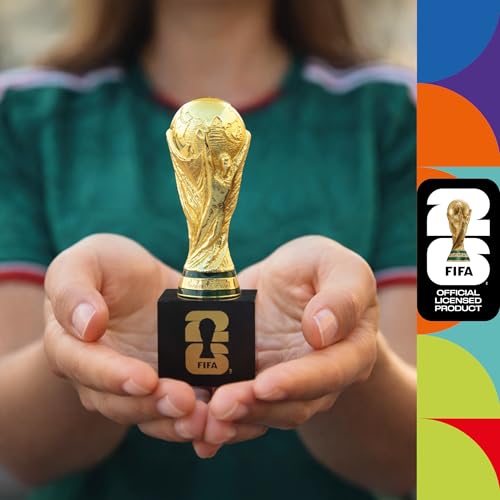 نسخة طبق الاصل ثلاثية الابعاد مرخصة رسميا من واجون انترناشيونال 70 ملم مع قاعدة لكأس العالم فيفا 2026