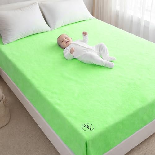 Image of Btag Baby Waterproof, Super Soft Fast Drying Mattress Protector | Extra Absorbent, Anti-Itching Sheet for New Born,Toddler (Size 200x210 cm, Pack of 1, Green)