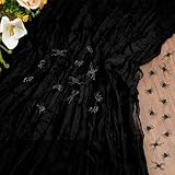 Halloween Tischläufer mit 12 Realistische Spinnen, 90 x 300cm Käsetuch Tischläufer Schwarz, Unheimlich Halloween-Tischdecke für Halloween-Party-Tischdekoration