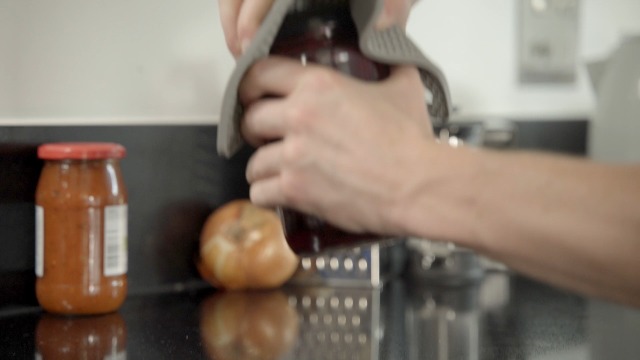 Silicone Trivets for Hot Pans and Pots (2 Pack) - Multipurpose Silicone Heat Resistant Mat and Pot Holder Trivet -Heatproof Mats for Kitchen by Linda's Essentials 2 Round 17.7cm + 2 Square 18.5cm-Teal