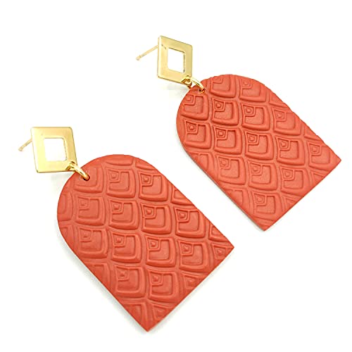 Boucles d'oreilles oversize colorées pour sublimer vos tenues