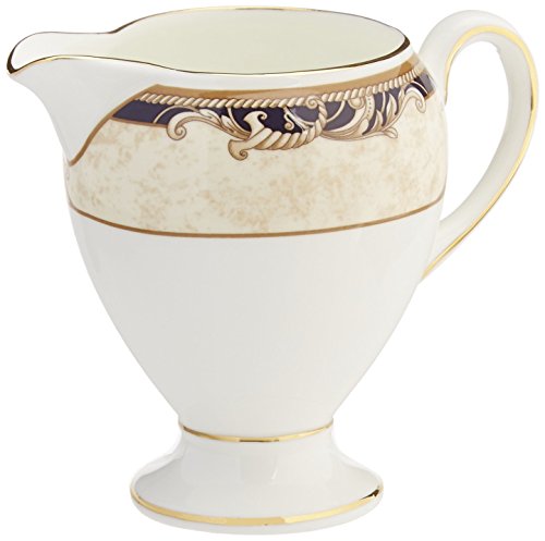 Wedgwood Cornucopia Creamer #TOP2