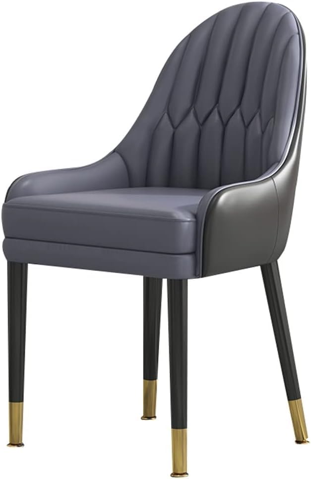 Chaise de salle manger en cuir pour sublimer vos repas de famille autour de la table