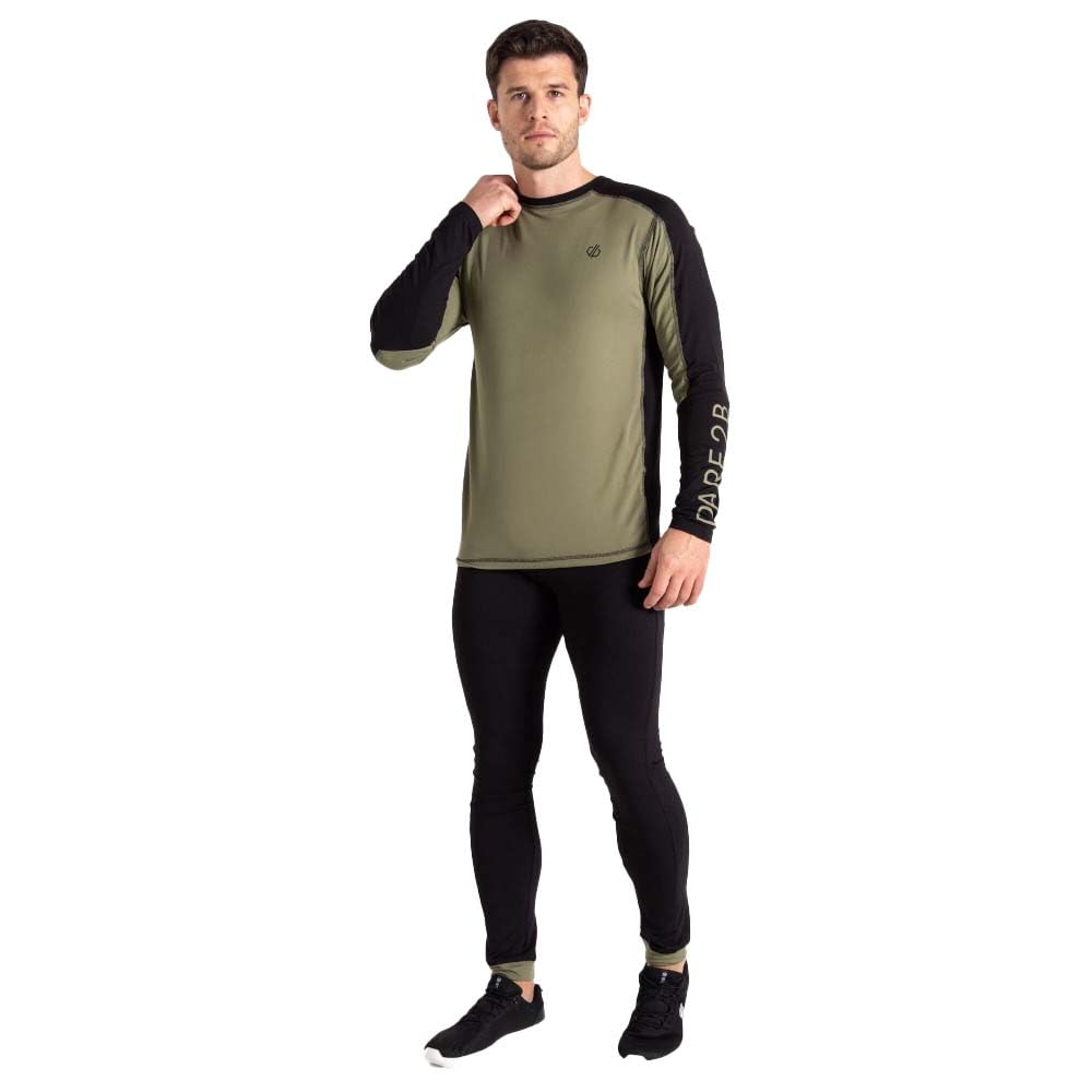 Dare2B Mens Exchange III Thermal Baselayer Set with advanced Q-Wic+ technology, perfect for Wintersports & Outdoors