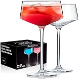 Verres de qualité supérieure : lot de 2 verres à martini diffusent parfaitement la lumière et font ressortir les couleurs naturelles du cocktail. Les verres à martini sont fabriqués en verre titane de haute qualité, clair et léger.