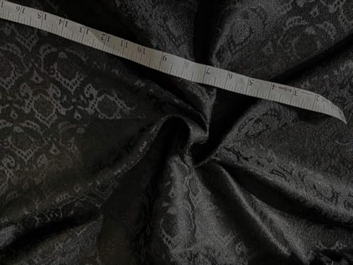 Tissu brocart de soie noir jacquard idéal pour vos vestes de cérémonie d'hiver