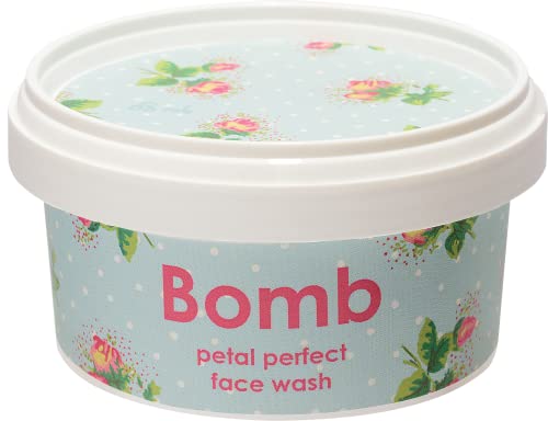 Bomb Cosmetics Petal Perfect Detergente Viso 210ml...