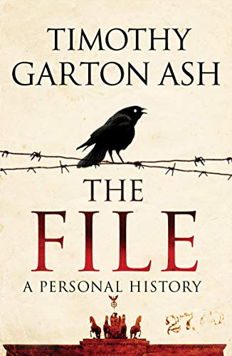 Preisvergleich Produktbild The File: A Personal History