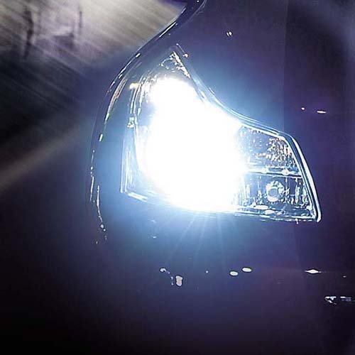 ヘッドライト　GIGA HIDライト　クリスタルスカイ Amazon | カーメイト 車用 HID ヘッドライト GIGA デュアルクス2 純正