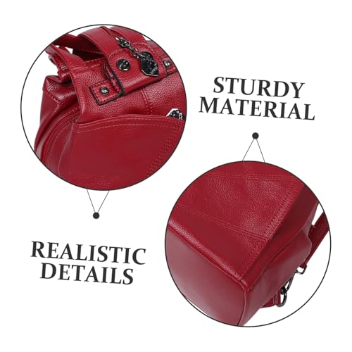 Sac à dos en cuir rouge de voyage chic et finitions ajustables