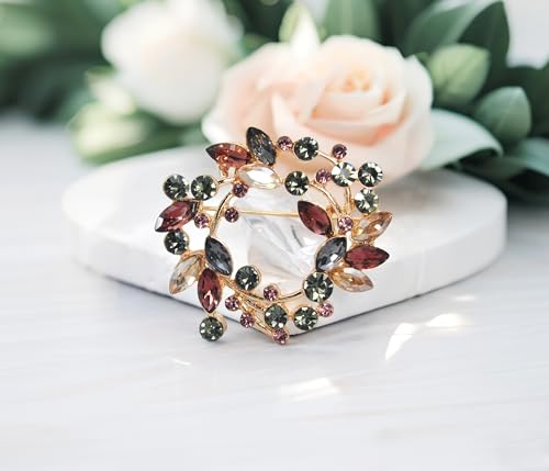 Image of Gyn&Joy Clear Crystal Rhinestone Floral Wreath Pin Brooch BZ005