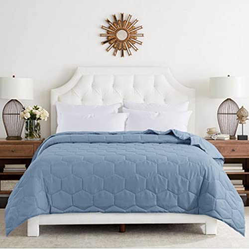Feather and Loom Honeycomb Down Alternative Lightweight Blanket - Breathable and Soft Microfiber Cover, Hypoallergenic Fiber Fill | Color: Blue | Size: Twin