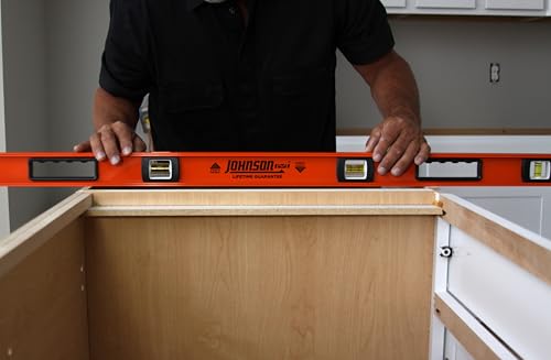 Johnson Level and Tool 1253-4800 Johnson 48-Inch Heavy Duty Professional Aluminum Level by JOHNSON - Image 4