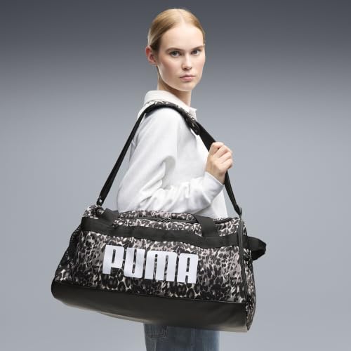PUMA Erwachsene Challenger 35L Kleine Sporttasche mit Allover-Print OneSize, Mouse Gray Buttercream Leopard AOP Beige Yellow – Ansicht 3