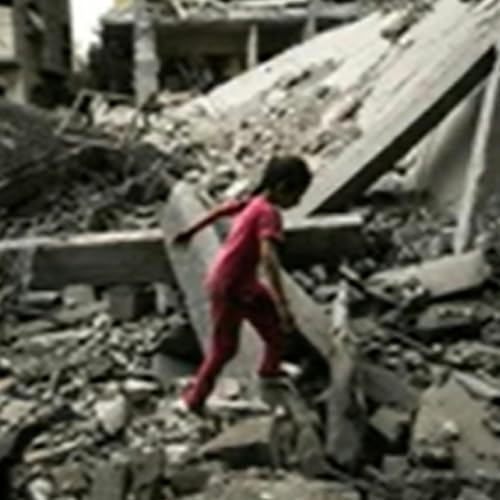 Refugee Camp Massacre Podcast Por  arte de portada