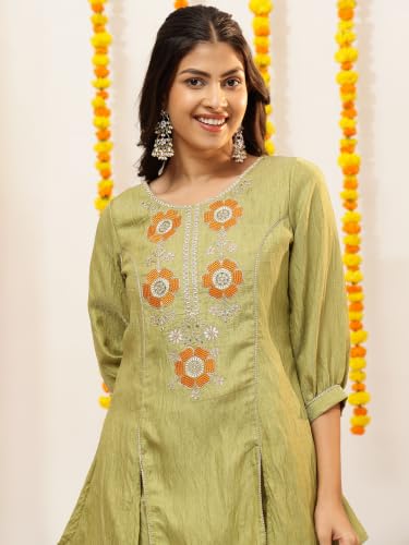 Image of Vbuyz Women Floral Embroidery Stylish A-Line Fandy Silk Kurta With Palazzo