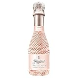 Das Besondere: mit dem Italian Rosé vereint Freixenet hohe Qualität und Luxus für alle Sinne. Die edle Flasche ist in Kombination mit der schimmernden Farbe des Rosés ein besonderer Anblick