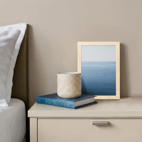 Image of LaVie Home 5x7 Picture Frame for Wall Display, 5x7 Oak Picture Frame with HD Plexiglas, 5 x 7 Poster Frame 1 Pack, Display Frame for Vertical or Horizontal, Classic Collection
