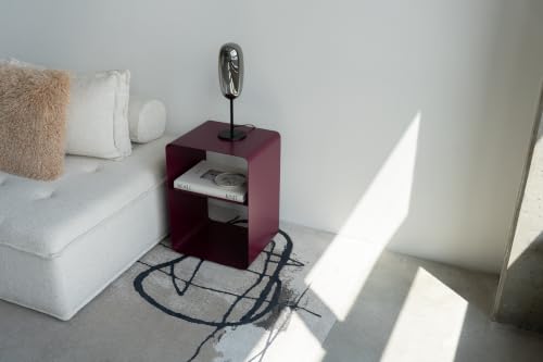 Mesa de noche de acero rosa para solucionar la falta de espacio en salón 3