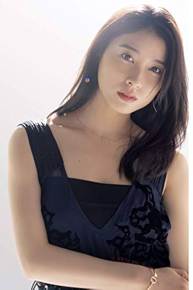 タレント写真 12枚 2L Amazon.co.jp: 土屋太鳳 女優 写真 2L判 4枚組 : ホーム＆キッチン