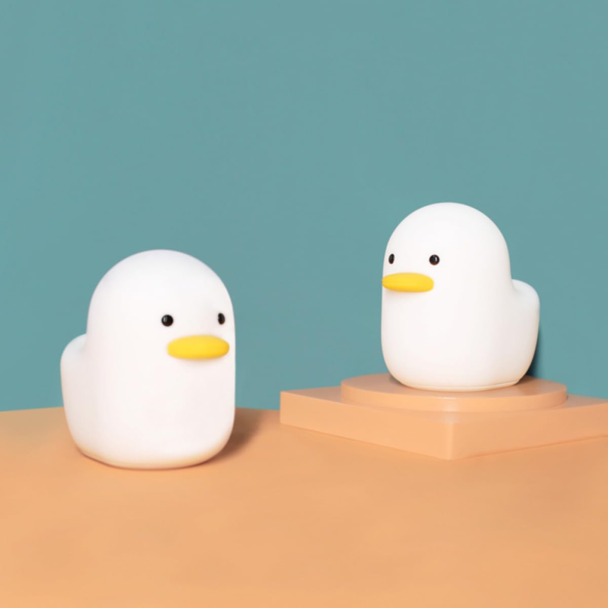 Lámpara de Noche Recargable USB de Silicona Color Claro, Luz Nocturna de Dibujos Animados Diseño de Pato, Luz Palmeada Suave para Dormitorio Infantil y Mesita de Noche, 3w