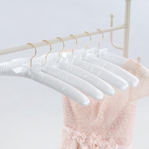 Perchas Madera Blanca y Dorada Marca Cocomaya