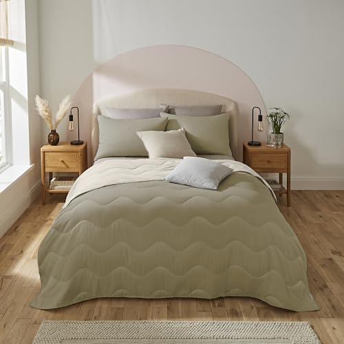 Silentnight Summer Breeze Coverless Duvet - Seersucker 2.5 Tog Summer Lightweight Double Duvet Quilt Reversible - Includes Matching Pillowcase - Machine Washable - Sage & Cream - Double