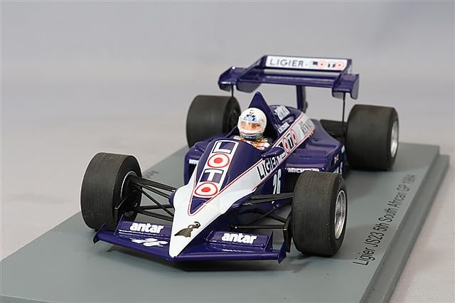 Voiture F1 miniature Ligier JS23 Spark 1/43 idéale pour décorer votre vitrine