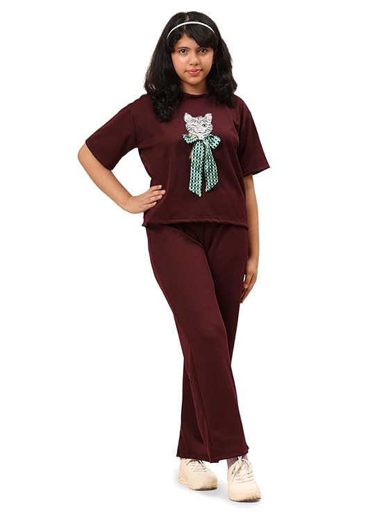 Women’s Casual Lounge Set, T-Shirt with Cat Bow Print and Matching Pants