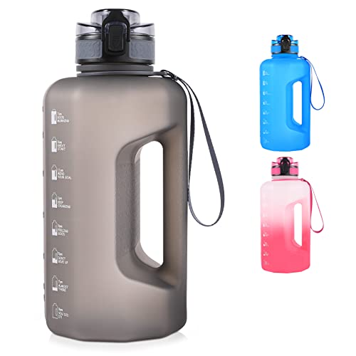 GEMFUL Trinkflasche Sport 2,2 Liter Training Groß Gym Bottle mit Griff BPA Frei mit Zeitmarkierungen für Fitness Yoga Camping Cover