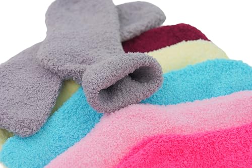 Image of ToBeInStyle Women's Pack of 6 Assorted Style Winter Socks