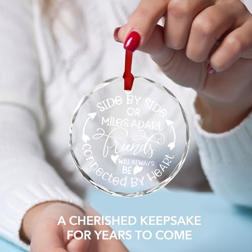 Engagement Gifts for Couples - Glass Ornament 2025, Personalized Gifts for Newly Engaged Couples, Happy Engagement Ideas for Her, Bride to Be - Engaged for Her, Friends