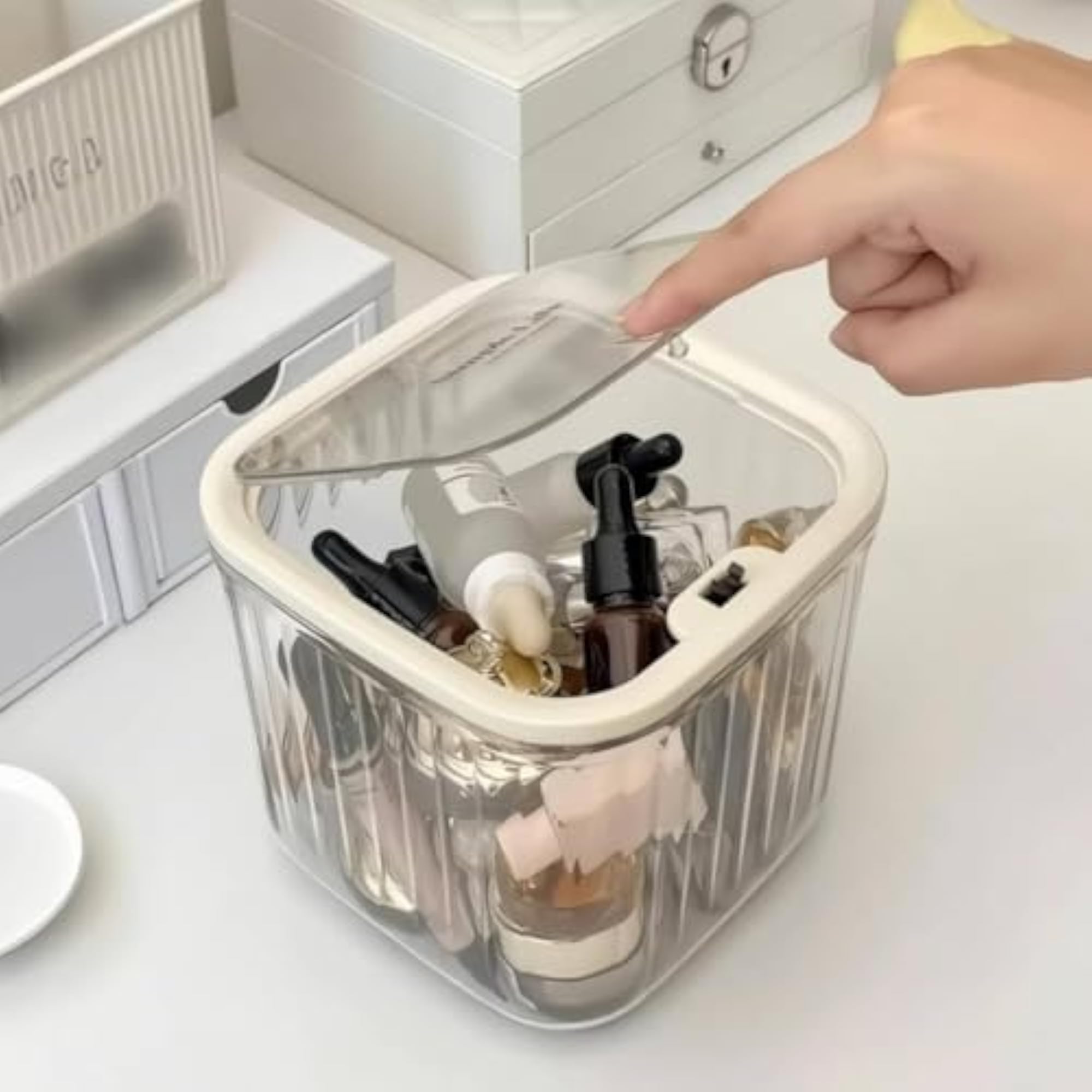 Transparent Acrylic Cosmetic Organizer Box