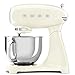 Produktbild SMEG, SMF03CREU Küchenmaschine, 10 Geschwindigkeitsstufen, Planetenrührwerk, Sicherheitsabschaltung, 2 Rührbesen, Kugelgriff aus Edelstahl, 800 W, Creme