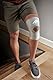 FUTURO Knie-Bandage, Größe L (43,2 - 49,5 cm) - Laterale Stabilisierung, Sofortige Kompression, Offenes Patella-Design, Atmungsaktiv - Für täglichen Gebrauch und Sport