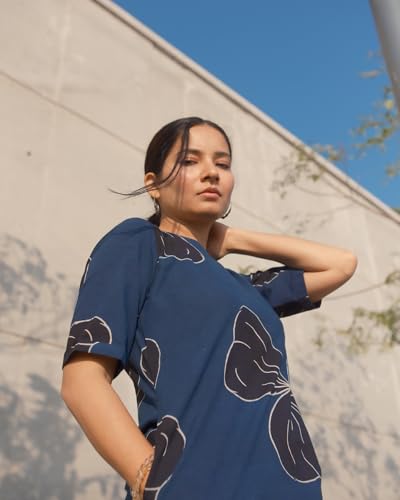 Image of GoSriKi Women's Rayon Viscose Straight Printed Kurta with Pant