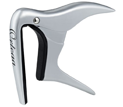 Ortega OCAPOCV-CR Capodastre classique bombé Chrome - Les Beatles, Paul McCartney, John Lennon, RIngo Starr, George Harrison Ortega OCAPOCV-CR Capodastre classique bombé Chrome
