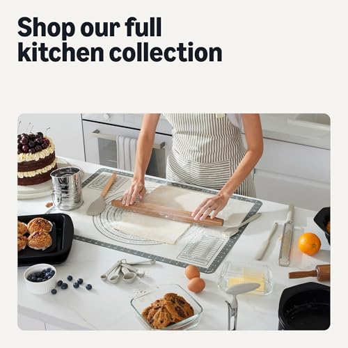 Amazon Basics Nonstick Carbon Steel Round Cake Pans, Dishwasher and Oven-Safe up to 428°F, 9 in., Set of 2 - image 7